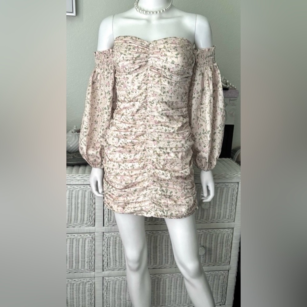 Miss Selfridge Floral Off Shoulder Ruched Mini Dress Revealing Cream Pink Size 4